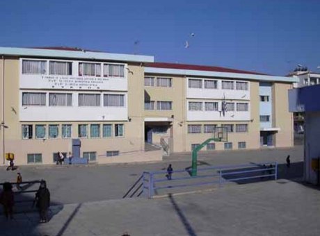 Ο Σύλλογος Γονέων και Κηδεμόνων του 6ου δημοτικού σχολείου Συκεών εγκαλεί τον δήμο γιατί έβαλε σε κίνδυνο τους μαθητές